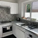 Comfy 1 Bedroom Flat With Free Parking * Γλασκώβη