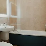 Royal Chambers Serviced * Γλασκώβη