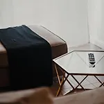 Royal Chambers Serviced * Glasgow