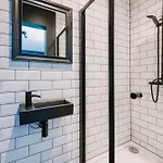 Emirates Aparthouse גלאזגו