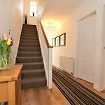 Signature - Gordon House גלאזגו