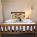 Signature - Gordon House * גלאזגו