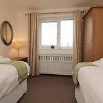 Signature - Gordon House