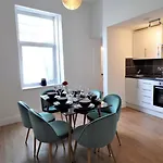 Apartmán Signature - Langlands House *