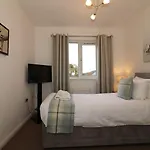 Signature - Angus House *