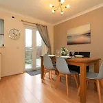 Apartment Signature - Angus House