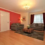Signature - Angus House Apartman