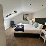 Apartman Principal - West End *
