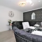 Διαμέρισμα 2 Bedroom At Secc Hydro Free Parking *
