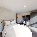 Canvas Apartment