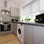 Signature - Huntley House Apartment Glasgow