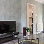 Croftspar House * Glasgow