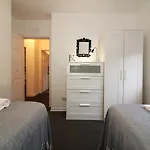 Signature - Glen Lee House *