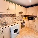 La Casita, Quarry - 2 Bedroom Entire With Free Parking Apartment *