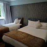 Kings Park 3* Glasgow