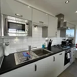 Principal - Clyde Waterfront * Glasgow