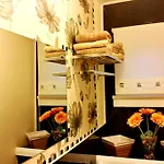 3 Bedroom - Free Parking & Wifi 350mbps דירה גלאזגו