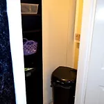 Апартаменты 3 Bedroom - Free Parking & Wifi 350mbps