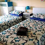 3 Bedroom - Free Parking & Wifi 350mbps