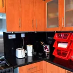 3 Bedroom - Free Parking & Wifi 350mbps דירה