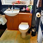 דירה 3 Bedroom - Free Parking & Wifi 350mbps *