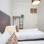 Apartment Lovely Flat In Ideal Location Glasgow