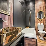 Grand 2 Bed West End Appartamento *