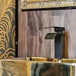 Appartamento Grand 2 Bed West End *