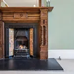 Grand 2 Bed West End Glasgow