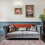 Appartamento Grand 2 Bed West End