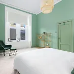 Extravagant 6 Bed Victorian Townhouse With Hot Tub Glasgow