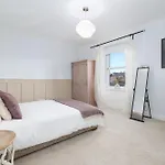 Villa Extravagant 6 Bed Victorian Townhouse With Hot Tub Glasgow