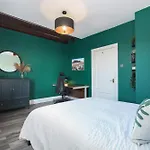 Extravagant 6 Bed Victorian Townhouse With Hot Tub Villa *