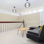 Extravagant 6 Bed Victorian Townhouse With Hot Tub Villa Glasgow