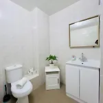 Chic & Cozy 2-bed Flat In - Free Parking * Glasgow