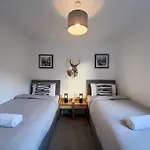 Apartmán Chic & Cozy 2-bed Flat In - Free Parking *