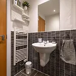 Stylish Finnieston Centre Free Parking גלאזגו