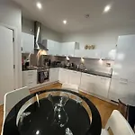 Principal - Merchant 글라스고