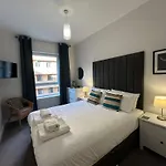 Principal - Merchant