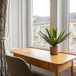 Newly Renovated Flat In Trendy Finnieston *