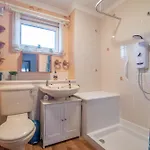 Ideal Contractor 2-bed Near *