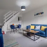 Apartment Spacious 2-bed Free Parking & Stadiums