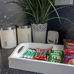 Spacious 2-bed Free Parking & Stadiums Apartment Glasgow