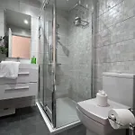 Daire Wonderful 3 Bed West End Flat *