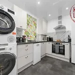 Fraser House By Klass Living Rutherglen *