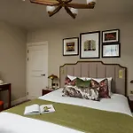 Native 4* غلاسغو