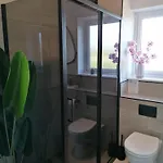 Entire Spacious 3-bed Family Home, Centre, Free Parking, Garden *