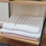 Cosy And Bright 3-bedroom Flat Daire