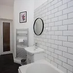 Apartmán Modern, Light-filled And Sleek West End Glasgow