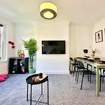 Apartman New Quite And Comfy